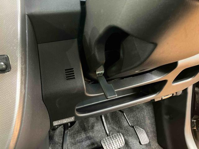ムーヴカスタム　ＲＳスマートセレクションＳＡ衝突被害軽減ブレーキ　横滑り防止装置　アイドリングストップ機構　プッシュエンジンスタート　キーフリーシステム　照明．バニティーミラー付き左右サンバイザー　チルトステアリング　運転席シートリフター（千葉県）の中古車