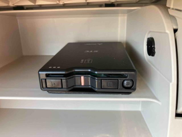 ミラココアココアＸスペシャルコーデＣＤ・ＡＭ／ＦＭラジオ・ＡＵＸ接続　ＥＴＣ　前後ドライブレコーダー　オートエアコン　アイドリングストップ　フォグランプ　電動格納ドアミラー　スモークガラス　ＬＥＤストップランプ　キーレス　スペアタイヤ（千葉県）の中古車