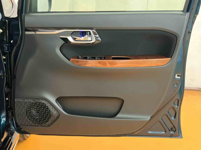 ムーヴカスタム　ＲＳ　ハイパーリミテッドＳＡIIIパノラマカメラ連動８インチフルセグナビ　ＵＳＢ接続　ＨＤＭＩ接続　ブルートゥース対応　フロントドライブレコーダー　ＴＶナビキット　ＥＴＣ　インテリアイルミネーション　ファインウッドインテリアパネル（千葉県）の中古車