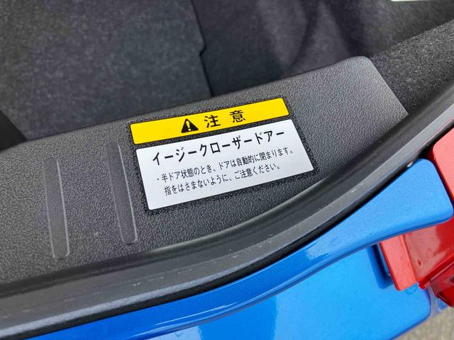 コペンローブ電動オープンルーフ　ターボエンジン　１６インチアルミホイール　ＬＥＤヘッドライト　フォグランプ　シートヒーター　プッシュボタンスターター　７速アクティブシフトＣＶＴ　横滑り防止装置（千葉県）の中古車
