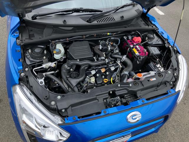 コペンローブ電動オープンルーフ　ターボエンジン　１６インチアルミホイール　ＬＥＤヘッドライト　フォグランプ　シートヒーター　プッシュボタンスターター　７速アクティブシフトＣＶＴ　横滑り防止装置（千葉県）の中古車