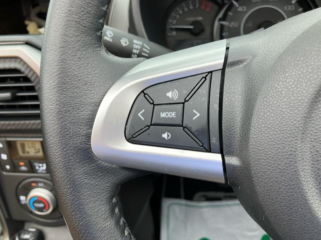 コペンローブ電動オープンルーフ　ターボエンジン　１６インチアルミホイール　ＬＥＤヘッドライト　フォグランプ　シートヒーター　プッシュボタンスターター　７速アクティブシフトＣＶＴ　横滑り防止装置（千葉県）の中古車