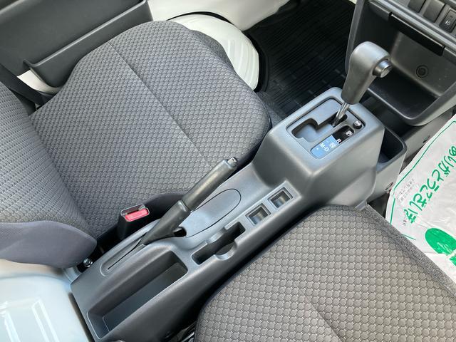 キャリイトラックＫＸ５速ＡＧＳ　ＡＢＳ　デュアルエアバッグ　ＣＤチューナー　ハロゲンフォグランプ　荷台ライト　テールゲートチェーン　パワーウインドウ　キーレスエントリー（千葉県）の中古車
