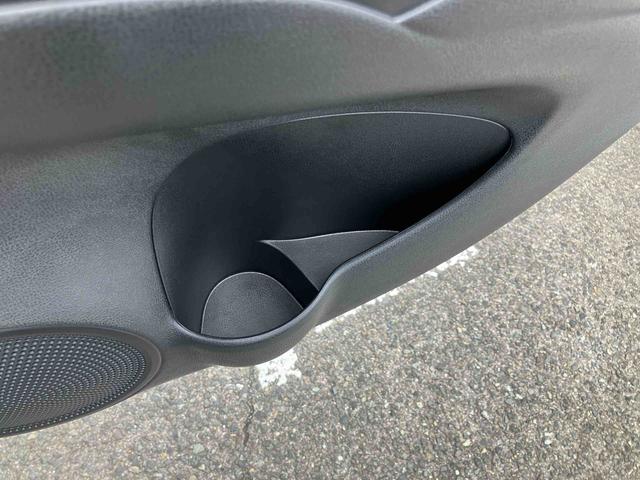 ノートｅ−パワー　Ｘナビ／ＢＴ／ＤＴＶ／ＤＩＳＣ／全周囲カメラ／ステアリングスイッチ　前ドラレコ　ＥＴＣ　電子ルームミラー　ＬＥＤヘッドライト　１５インチアルミ　プッシュボタンスターター　衝突被害軽減ブレーキ（千葉県）の中古車