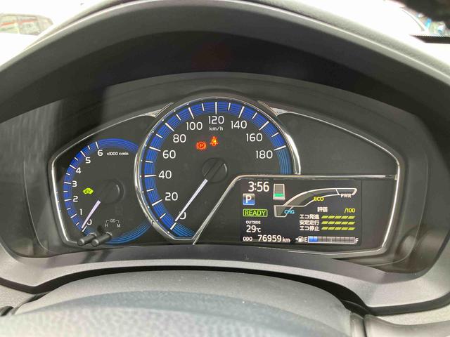 カローラフィールダーハイブリッドＧ　エアロツアラー（千葉県）の中古車