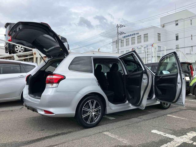 カローラフィールダーハイブリッドＧ　エアロツアラー（千葉県）の中古車