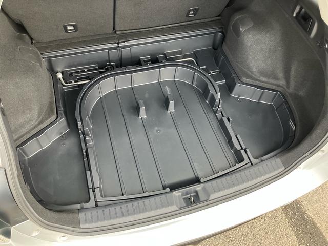 カローラフィールダーハイブリッドＧ　エアロツアラー（千葉県）の中古車