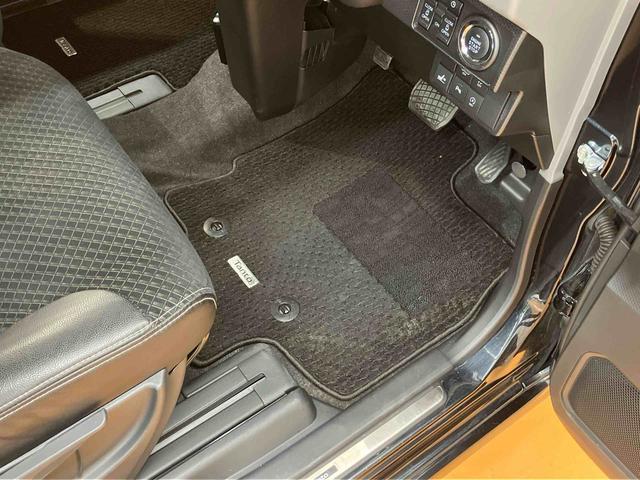タントカスタムＲＳセレクションターボ　９型ナビ／ＢＴ／ＴＶ／ＤＩＳＣ／バックカメラ／ステアスイッチ　前後ドラレコ　ＥＴＣ　両側パワスラ　ＬＥＤヘッド＆フォグランプ　１５インチアルミ　シートヒーター　クルコン　衝突被害軽減ブレーキ（千葉県）の中古車