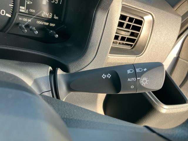 ハイゼットカーゴデラックスキーレス　パワーウインドウ　スマアシ　エアコン　ラジオ（千葉県）の中古車