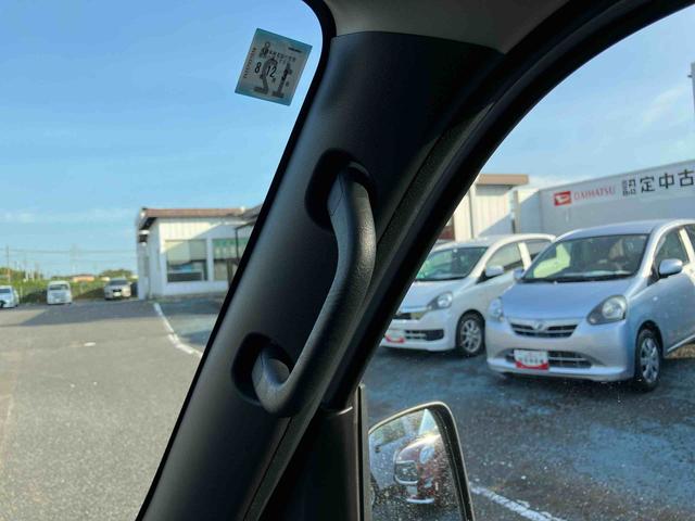 ハイゼットカーゴデラックスキーレス　パワーウインドウ　スマアシ　エアコン　ラジオ（千葉県）の中古車