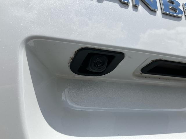 ムーヴキャンバスストライプスＧＬＥＤヘッド／フォグランプ　９インチＤＳＰオーディオ／ＤＴＶ／ＢＴ／バックカメラ／ＵＳＢ／ＨＤＭＩ　　スマホワイヤレス充電器　両側パワースライドドア　前席シートヒーター　電動駐車ブレーキ（千葉県）の中古車