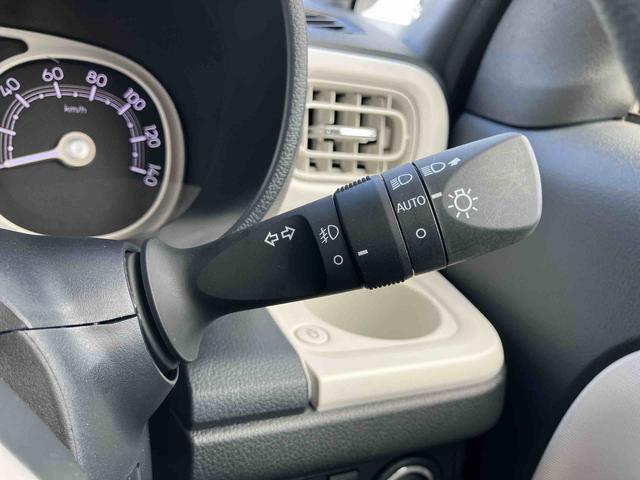 ムーヴキャンバスストライプスＧＬＥＤヘッド／フォグランプ　９インチＤＳＰオーディオ／ＤＴＶ／ＢＴ／バックカメラ／ＵＳＢ／ＨＤＭＩ　　スマホワイヤレス充電器　両側パワースライドドア　前席シートヒーター　電動駐車ブレーキ（千葉県）の中古車