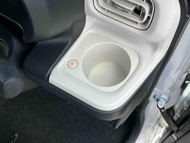 ムーヴキャンバスストライプスＧＬＥＤヘッド／フォグランプ　９インチＤＳＰオーディオ／ＤＴＶ／ＢＴ／バックカメラ／ＵＳＢ／ＨＤＭＩ　　スマホワイヤレス充電器　両側パワースライドドア　前席シートヒーター　電動駐車ブレーキ（千葉県）の中古車