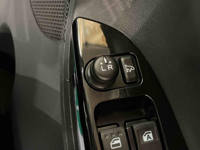 タントカスタムＸナビ／ＢＴ／ＤＴＶ／ＤＩＳＣ／バックカメラ／ステアリングスイッチ　ＥＴＣ　左側パワスラ　ＬＥＤヘッドライト　ハロゲンフォグランプ　クリアテールランプ　１４インチアルミ　スマートキー　横滑り防止装置（千葉県）の中古車