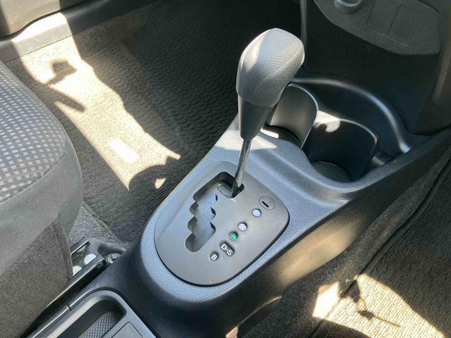 ヴィッツＦＣＤチューナー・ＵＳＢ・ＡＵＸ接続　電動格納ドアミラー　キーレスエントリー　サイドレバー式パーキングブレーキ　チルトステアリング　シートリフター　スモークガラス　リヤワイパー　ハロゲンヘッドランプ（千葉県）の中古車