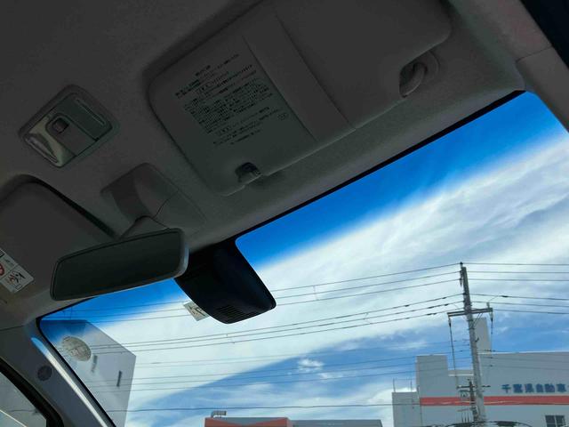 ムーヴＸ　ＳＡIIＣＤ・ＵＳＢ・ＡＵＸ　バックカメラ　衝突被害軽減ブレーキ　横滑り防止装置　オートライト　オートエアコン　トップシェイドガラス　スモークガラス　キーフリーシステム　盗難防止アラーム　アルミホイール（千葉県）の中古車