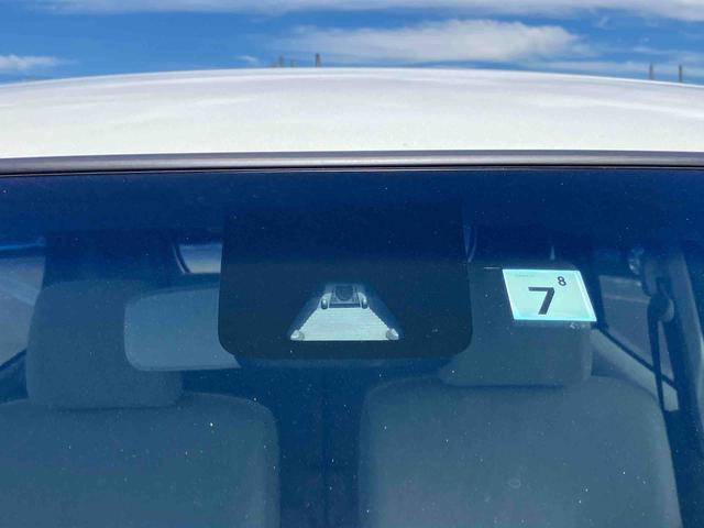 ムーヴＸ　ＳＡIIＣＤ・ＵＳＢ・ＡＵＸ　バックカメラ　衝突被害軽減ブレーキ　横滑り防止装置　オートライト　オートエアコン　トップシェイドガラス　スモークガラス　キーフリーシステム　盗難防止アラーム　アルミホイール（千葉県）の中古車