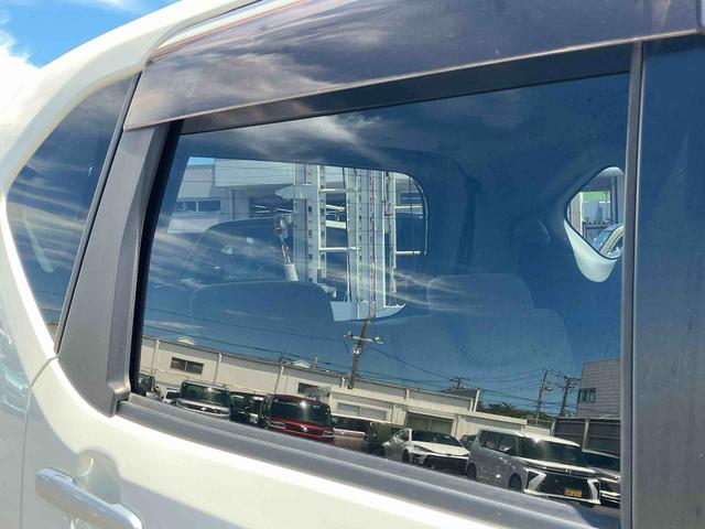 ムーヴＸ　ＳＡIIＣＤ・ＵＳＢ・ＡＵＸ　バックカメラ　衝突被害軽減ブレーキ　横滑り防止装置　オートライト　オートエアコン　トップシェイドガラス　スモークガラス　キーフリーシステム　盗難防止アラーム　アルミホイール（千葉県）の中古車