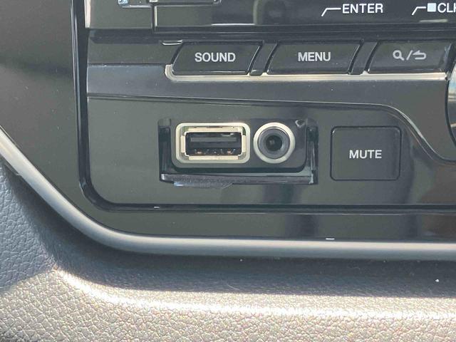 ムーヴＸ　ＳＡIIＣＤ・ＵＳＢ・ＡＵＸ　バックカメラ　衝突被害軽減ブレーキ　横滑り防止装置　オートライト　オートエアコン　トップシェイドガラス　スモークガラス　キーフリーシステム　盗難防止アラーム　アルミホイール（千葉県）の中古車