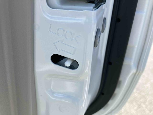 ムーヴＸ　ＳＡIIＣＤ・ＵＳＢ・ＡＵＸ　バックカメラ　衝突被害軽減ブレーキ　横滑り防止装置　オートライト　オートエアコン　トップシェイドガラス　スモークガラス　キーフリーシステム　盗難防止アラーム　アルミホイール（千葉県）の中古車
