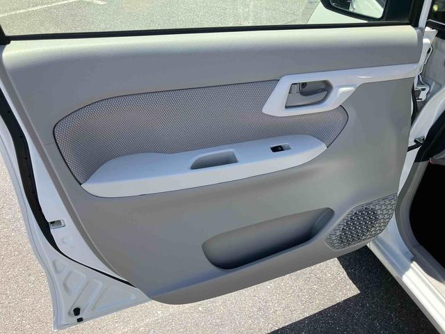 ムーヴＸ　ＳＡIIＣＤ・ＵＳＢ・ＡＵＸ　バックカメラ　衝突被害軽減ブレーキ　横滑り防止装置　オートライト　オートエアコン　トップシェイドガラス　スモークガラス　キーフリーシステム　盗難防止アラーム　アルミホイール（千葉県）の中古車
