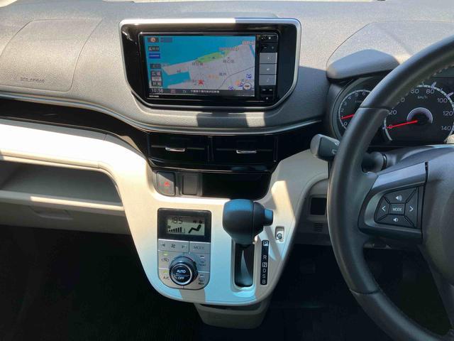 ムーヴＸリミテッド　ＳＡIIIナビ・地デジ・ＤＶＤ・ＢＴ・ＵＳＢ　Ｂカメラ　ドラレコ　ＥＴＣ　衝突軽減ブレーキ　運転席シートヒーター　トップシェイドガラス　オートエアコン　アイドリングストップ　キーフリーシステム　アルミホイール（千葉県）の中古車
