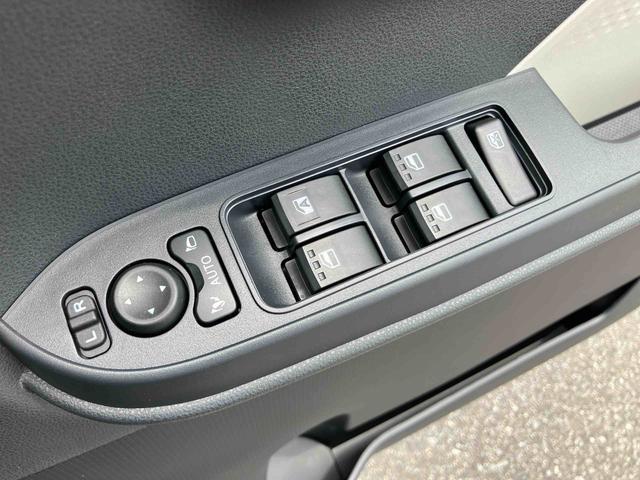 タントＸオーディオレス　片側電動スライドドア　衝突回避支援ブレーキ　誤発進抑制装置　アイドリングストップ　スマートキー　プッシュボタンスタート　盗難防止装置イモビライザー　オートライト　オートハイビーム（千葉県）の中古車