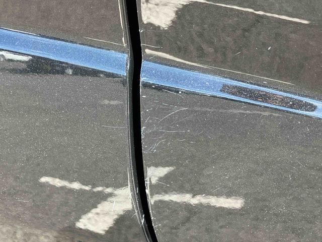 ムーヴＬ　ＳＡIIナビ・ワンセグ・ＣＤ・ＡＭ／ＦＭラジオ　ドラレコ　衝突被害軽減ブレーキ　トップシェイドガラス　アイドリングストップ　シートリフター　チルトステアリング　足踏み式パーキングブレーキ　キーレスエントリー（千葉県）の中古車