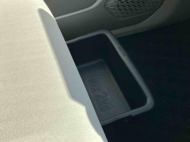 ムーヴＬ　ＳＡIIナビ・ワンセグ・ＣＤ・ＡＭ／ＦＭラジオ　ドラレコ　衝突被害軽減ブレーキ　トップシェイドガラス　アイドリングストップ　シートリフター　チルトステアリング　足踏み式パーキングブレーキ　キーレスエントリー（千葉県）の中古車