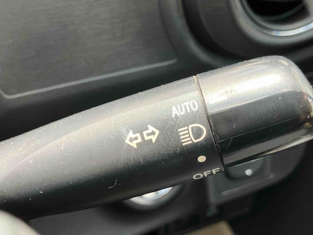 アクアGナビ・ワンセグ・CD・AUX接続 バックカメラ ETC ハイブリッド LEDヘッドランプ オートライト オートエアコン シートリフター キーフリー スモークガラス 革巻ステアリング スペアタイヤ(千葉県)の中古車