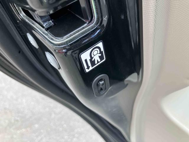 アクアＧナビ・ワンセグ・ＣＤ・ＡＵＸ接続　バックカメラ　ＥＴＣ　ハイブリッド　ＬＥＤヘッドランプ　オートライト　オートエアコン　シートリフター　キーフリー　スモークガラス　革巻ステアリング　スペアタイヤ（千葉県）の中古車