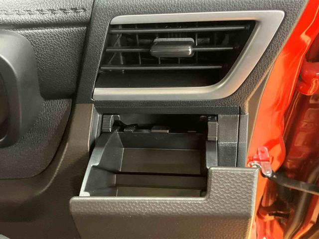 トールＧバックカメラ連動フルセグナビ　ＵＳＢ接続　ブルートゥース対応　フロント．リヤドライブレコーダー連動　両側電動スライドドア　オートライト　オートハイビーム　前後コーナーセンサー　プッシュエンジンスタート（千葉県）の中古車