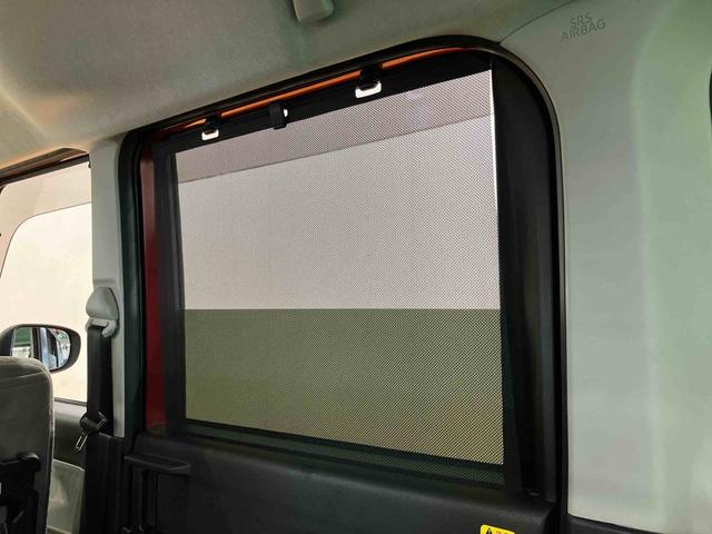 タントＸナビ／ＢＴ／ＴＶ／ＤＩＳＣ／全周囲カメラ／ステアリングスイッチ　ＥＴＣ　左側パワスラ　ＬＥＤヘッドライト　シートヒーター　シートバックテーブル　プッシュボタンスターター　衝突被害軽減ブレーキ（千葉県）の中古車