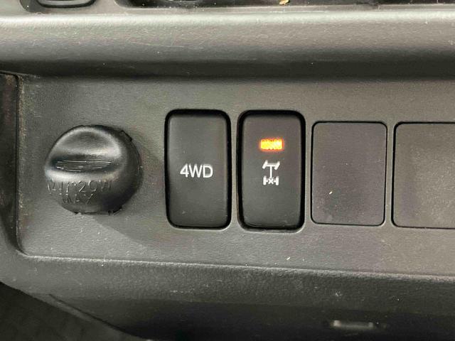 ハイゼットトラックエクストラ　４ＷＤ５速マニュアル　副変速機　スーパーデフロック　ＣＤチューナー　パワーウインドウ　キーレスエントリー　フォグランプ　荷台ライト　テールゲートチェーン　リヤ４枚リーフスプリング　フロントメッキグリル（千葉県）の中古車