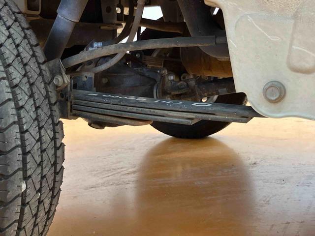 ハイゼットトラックエクストラ　４ＷＤ５速マニュアル　副変速機　スーパーデフロック　ＣＤチューナー　パワーウインドウ　キーレスエントリー　フォグランプ　荷台ライト　テールゲートチェーン　リヤ４枚リーフスプリング　フロントメッキグリル（千葉県）の中古車