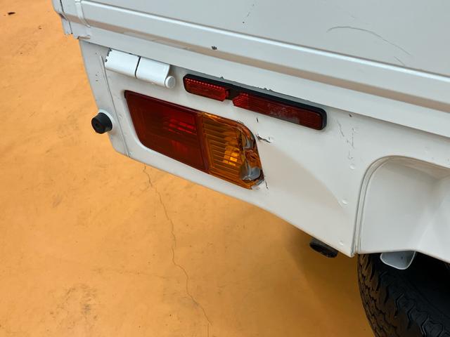ハイゼットトラックエクストラ　４ＷＤ５速マニュアル　副変速機　スーパーデフロック　ＣＤチューナー　パワーウインドウ　キーレスエントリー　フォグランプ　荷台ライト　テールゲートチェーン　リヤ４枚リーフスプリング　フロントメッキグリル（千葉県）の中古車