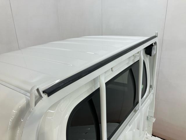 ハイゼットトラックエクストラ　４ＷＤ５速マニュアル　副変速機　スーパーデフロック　ＣＤチューナー　パワーウインドウ　キーレスエントリー　フォグランプ　荷台ライト　テールゲートチェーン　リヤ４枚リーフスプリング　フロントメッキグリル（千葉県）の中古車