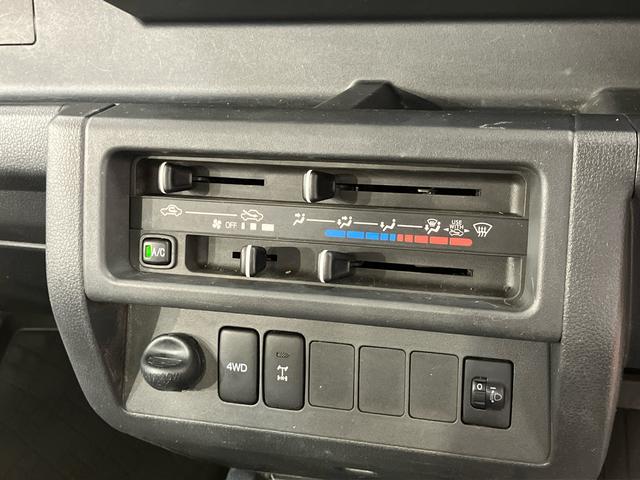 ハイゼットトラックエクストラ　４ＷＤ５速マニュアル　副変速機　スーパーデフロック　ＣＤチューナー　パワーウインドウ　キーレスエントリー　フォグランプ　荷台ライト　テールゲートチェーン　リヤ４枚リーフスプリング　フロントメッキグリル（千葉県）の中古車