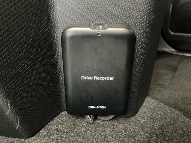 タントＸセレクションナビ／ＢＴ／ＴＶ／ＤＩＳＣ／バックカメラ／ステアリングスイッチ　前後ドラレコ　左側パワスラ　ＬＥＤヘッドライト　シートヒーター　シートバックテーブル　プッシュボタンスターター　衝突被害軽減ブレーキ（千葉県）の中古車