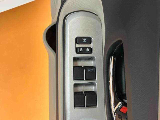 アクアＧバックカメラ連動フルセグナビ　ブルートゥース対応　ＥＴＣ　プッシュエンジンスタート　キーフリーシステム　チルト＆テレスコピックステアリング　運転席シートアジャスター　バニティーミラー付きサンバイザー（千葉県）の中古車