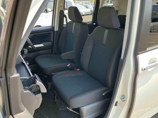 ルーミーカスタムＧ　４ＷＤ９型ナビ／ＢＴ／ＴＶ／ＤＩＳＣ／全周囲カメラ／ステアスイッチ　前後ドラレコ　ＥＴＣ２．０　両側パワスラ　ＬＥＤヘッド＆フォグランプ　クルコン　１４インチアルミ　シートヒーター　衝突被害軽減ブレーキ（千葉県）の中古車