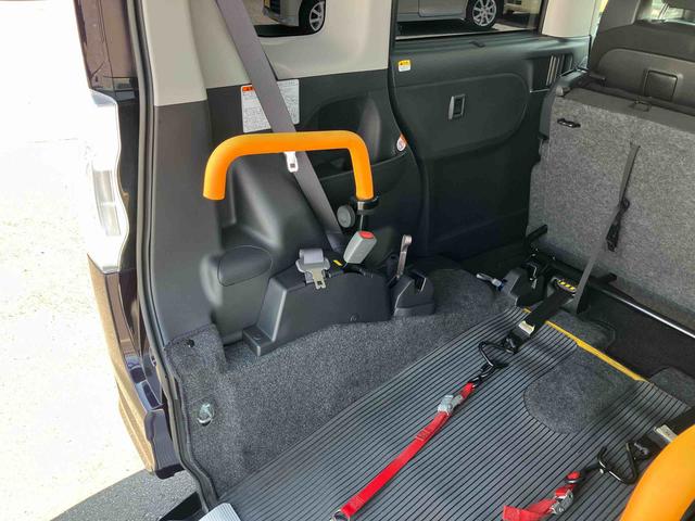 タントスローパーカスタムＸ　ＳＡリヤシート付き車いす用電動ウインチ／リモコン　ナビ／ＢＴ／ＴＶ／ＤＩＳＣ／バックカメラ／ステアリングスイッチ　ＥＴＣ　両側パワスラ　ＬＥＤヘッドライト　フォグランプ　１４インチアルミ　衝突被害軽減ブレーキ（千葉県）の中古車