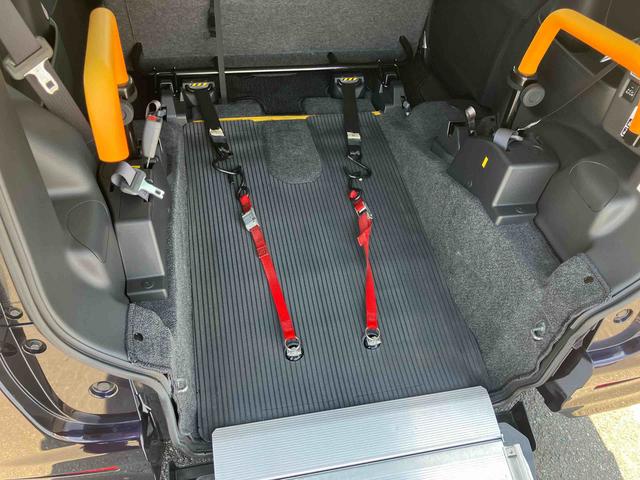 タントスローパーカスタムＸ　ＳＡリヤシート付き車いす用電動ウインチ／リモコン　ナビ／ＢＴ／ＴＶ／ＤＩＳＣ／バックカメラ／ステアリングスイッチ　ＥＴＣ　両側パワスラ　ＬＥＤヘッドライト　フォグランプ　１４インチアルミ　衝突被害軽減ブレーキ（千葉県）の中古車