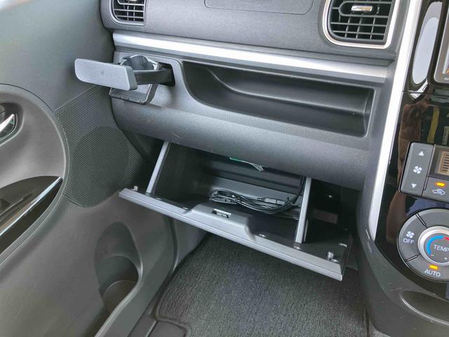 タントスローパーカスタムＸ　ＳＡリヤシート付き車いす用電動ウインチ／リモコン　ナビ／ＢＴ／ＴＶ／ＤＩＳＣ／バックカメラ／ステアリングスイッチ　ＥＴＣ　両側パワスラ　ＬＥＤヘッドライト　フォグランプ　１４インチアルミ　衝突被害軽減ブレーキ（千葉県）の中古車