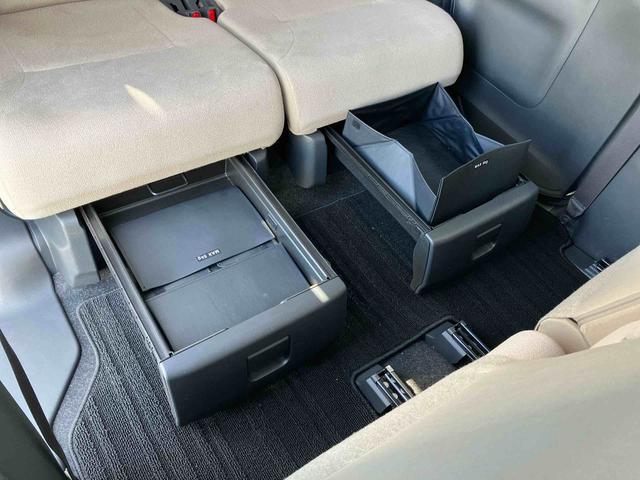 ムーヴキャンバスＸリミテッドメイクアップ　ＳＡIIナビ／ＢＴ／ＴＶ／ＣＤ／ＤＶＤ　ＥＴＣ　両側電動スライドドア　ＬＥＤフォグランプ　クリアテールランプ　メッキモール　プッシュボタンスターター　置きラクＢＯＸ　横滑り防止装置　衝突被害軽減ブレーキ（千葉県）の中古車