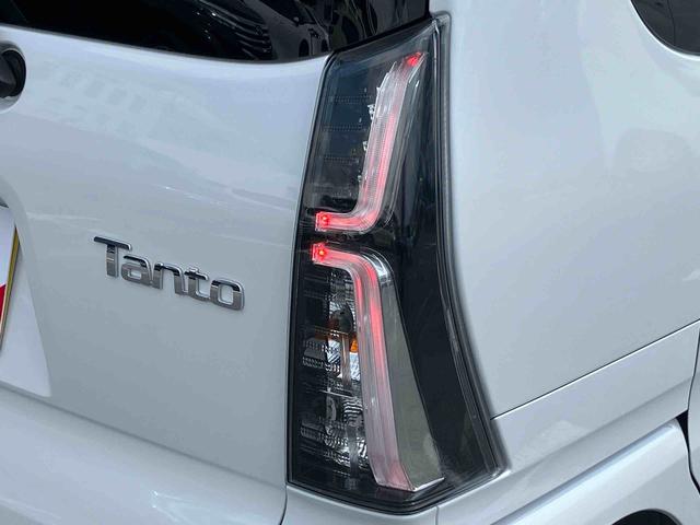 タントカスタムＲＳターボ　バックカメラ　アダプティブドライビングビーム　ＬＥＤヘッドライト＆ＬＥＤフォグランプ　オートライト　両側電動スライド　ホールドモード付電動パーキングブレーキ　アルミホイール　コーナーセンサー（千葉県）の中古車