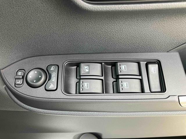 タントカスタムＲＳターボ　バックカメラ　アダプティブドライビングビーム　ＬＥＤヘッドライト＆ＬＥＤフォグランプ　オートライト　両側電動スライド　ホールドモード付電動パーキングブレーキ　アルミホイール　コーナーセンサー（千葉県）の中古車