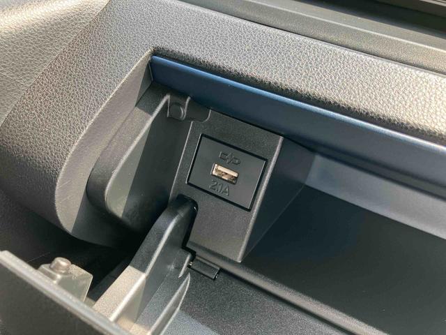 タントカスタムＲＳターボ　バックカメラ　アダプティブドライビングビーム　ＬＥＤヘッドライト＆ＬＥＤフォグランプ　オートライト　両側電動スライド　ホールドモード付電動パーキングブレーキ　アルミホイール　コーナーセンサー（千葉県）の中古車