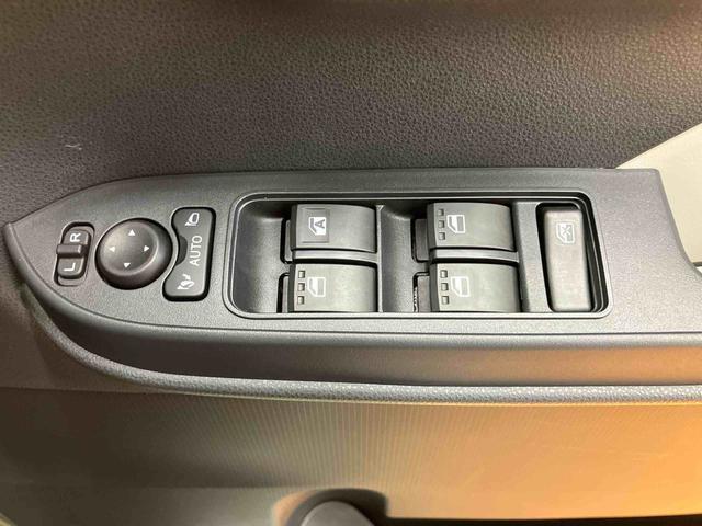 タントＸ衝突被害軽減ブレーキ　横滑り防止装置　Ｂカメラ　左側電動スライド　ＬＥＤヘッドライト　オートライト＆オートハイビーム　コーナーセンサー　シートヒーター　電動駐車ブレーキ　キーフリー　ステアリモコン（千葉県）の中古車