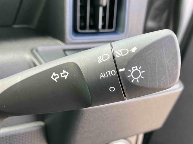 タントＸバックカメラ　衝突被害軽減ブレーキ　横滑り防止装置　ＬＥＤヘッドライト　オートライト　オートハイビーム　コーナーセンサー　シートヒーター　キーフリーシステム　ホールドモード付電動パーキングブレーキ（千葉県）の中古車